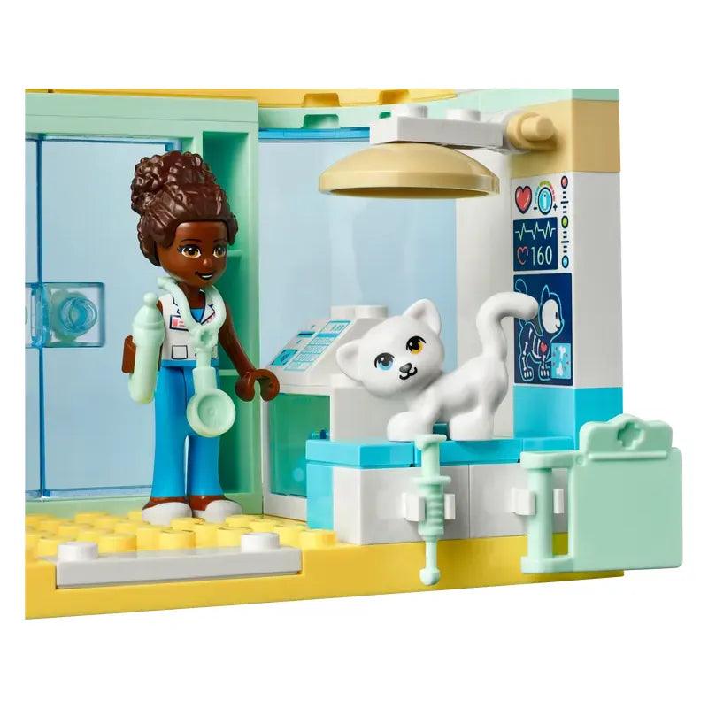 LEGO Friends Pet Clinic 41695 Building Kit; with 2 Mini-Dolls Including Mia, Plus Cat and Rabbit Toys; Creative Birthday Gift for Kids Aged 4 and up (111 Pieces)