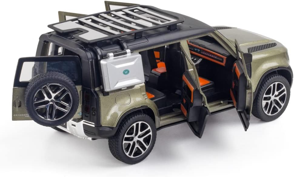 لعبة سيارة تشي تشي دييكاست بمقياس 1:24 لاند روفر ديفندر 110، لعبة سيارة مصنوعة من خليط معدني - أخضر