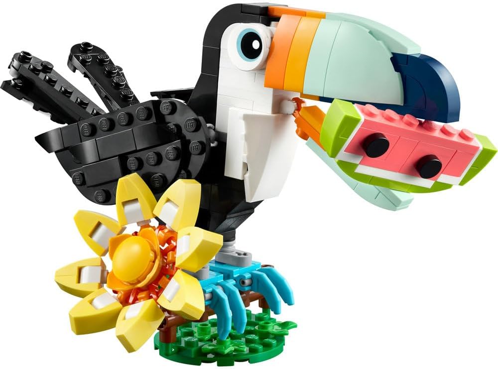 LEGO 31173 Creator 3in1 Wild Animals: Tropical Toucan with a Flower - Toy Animal Transforms into a Butterfly Figure or a Tropical Fish - Creative Gift for 7+ Year Old Girls & Boys