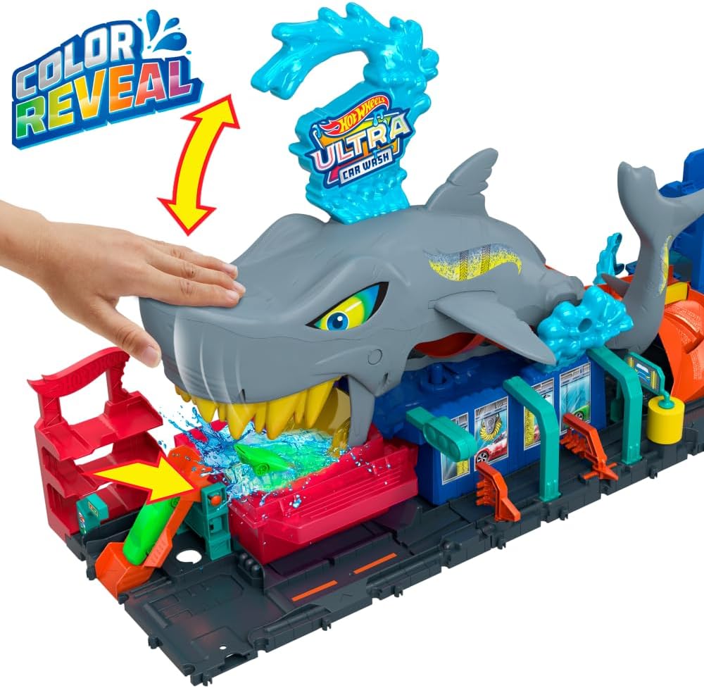 Hot Wheels Let's Race Netflix - City Shark Wash Station with 1:64 Scale Color Reveal Car, Colour Changing Function and Storage
