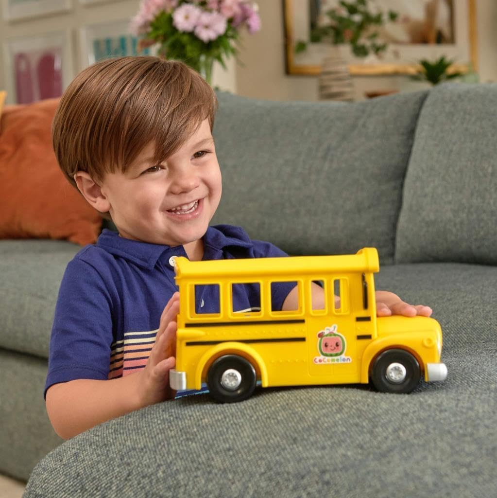 Jazwares Cocomelon Musical Yellow School Bus JJ Song Wheels on the Bus