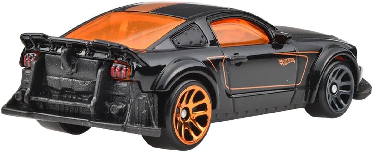 Hot Wheels 1:64 Scale Die-Cast Toy Cars and Trucks Set of 6 HW Legends Vehicles Decoration (Styles May Vary) JBY78