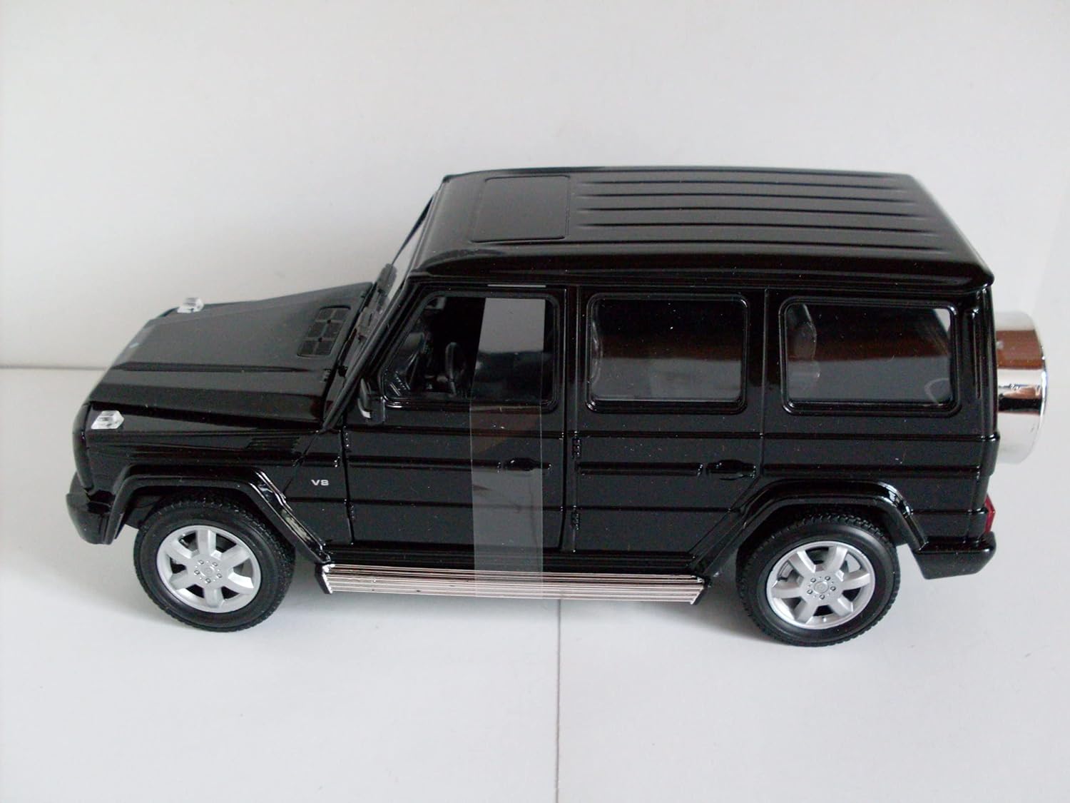 Welly Nex Die-Cast Metal Model Car 1:24- F/W Die Cst Mercedes- Nbenz G-Class Wb Black