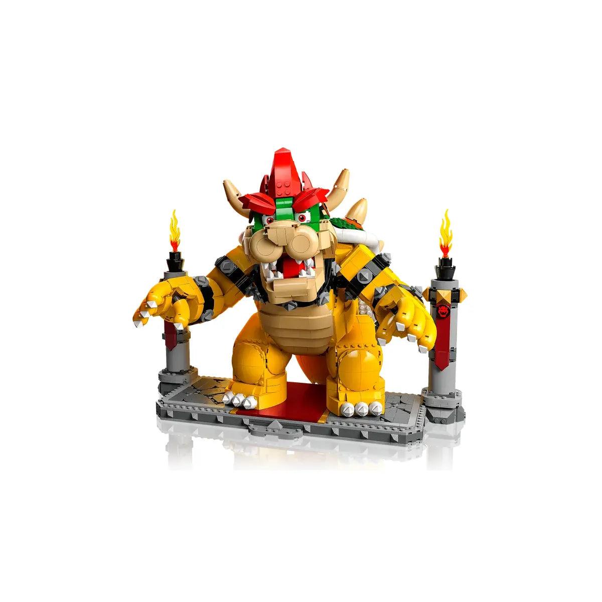 LEGO 71411 Super Mario The Powerful Bowser, Adult Building Model Kit, Collectible 3D Jointed Figure with Battle Base, Gadget Gift Ideas for Men and Women (Retiring Soon)