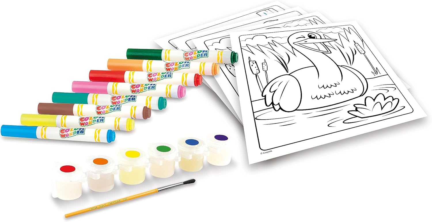 Crayola Mess Free Color Wonder Non Staining Farm Friends Gift Set: 30 Coloring Pages, 8 Felt-tip Pens, 6 Tempera Colors, 1 Brush