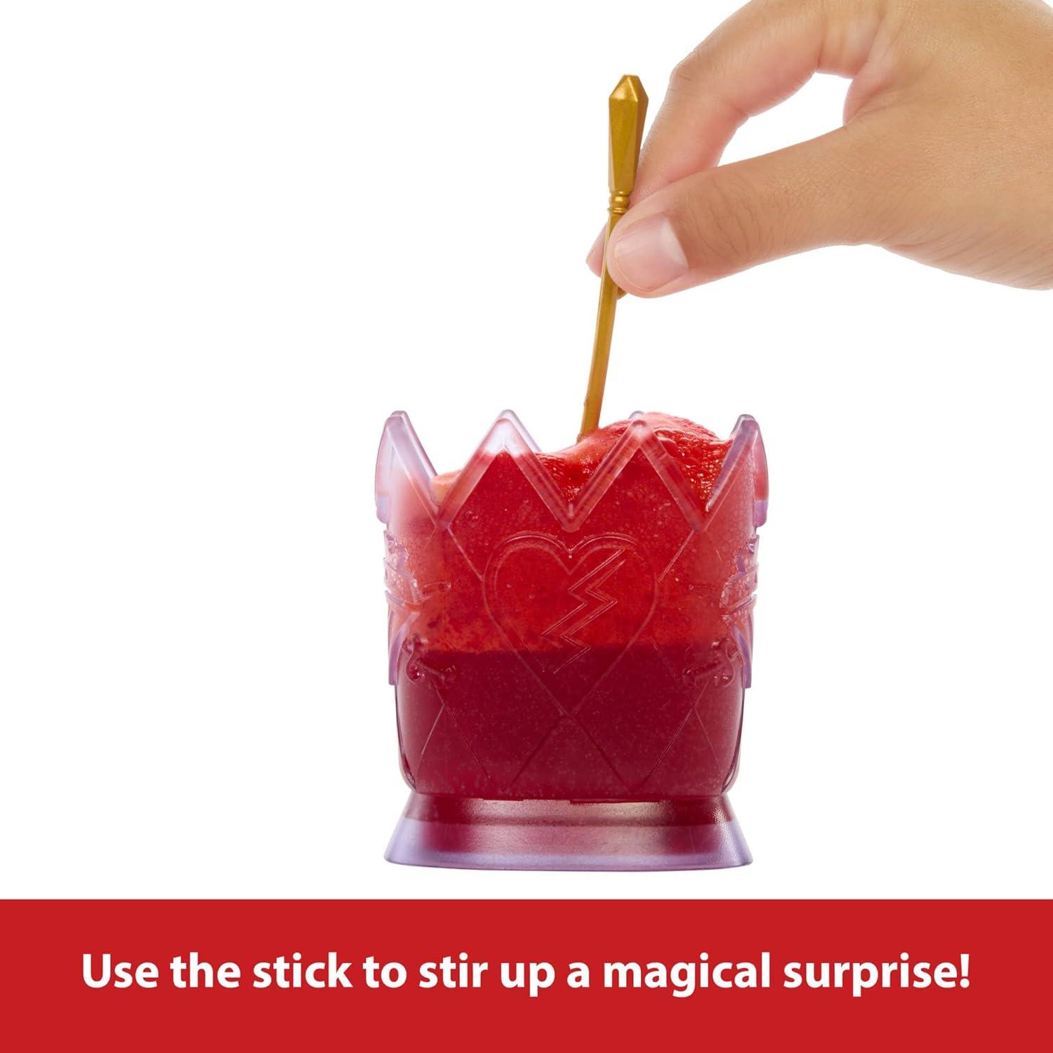 مجموعة دمى وألعاب ماتيل ديزني ديسيندانتس: ذا رايز أوف ريد، كتاب طبخ الساحر مع ريد، ابنة ملكة القلوب، مزيج من الوحل والمفاجآت 