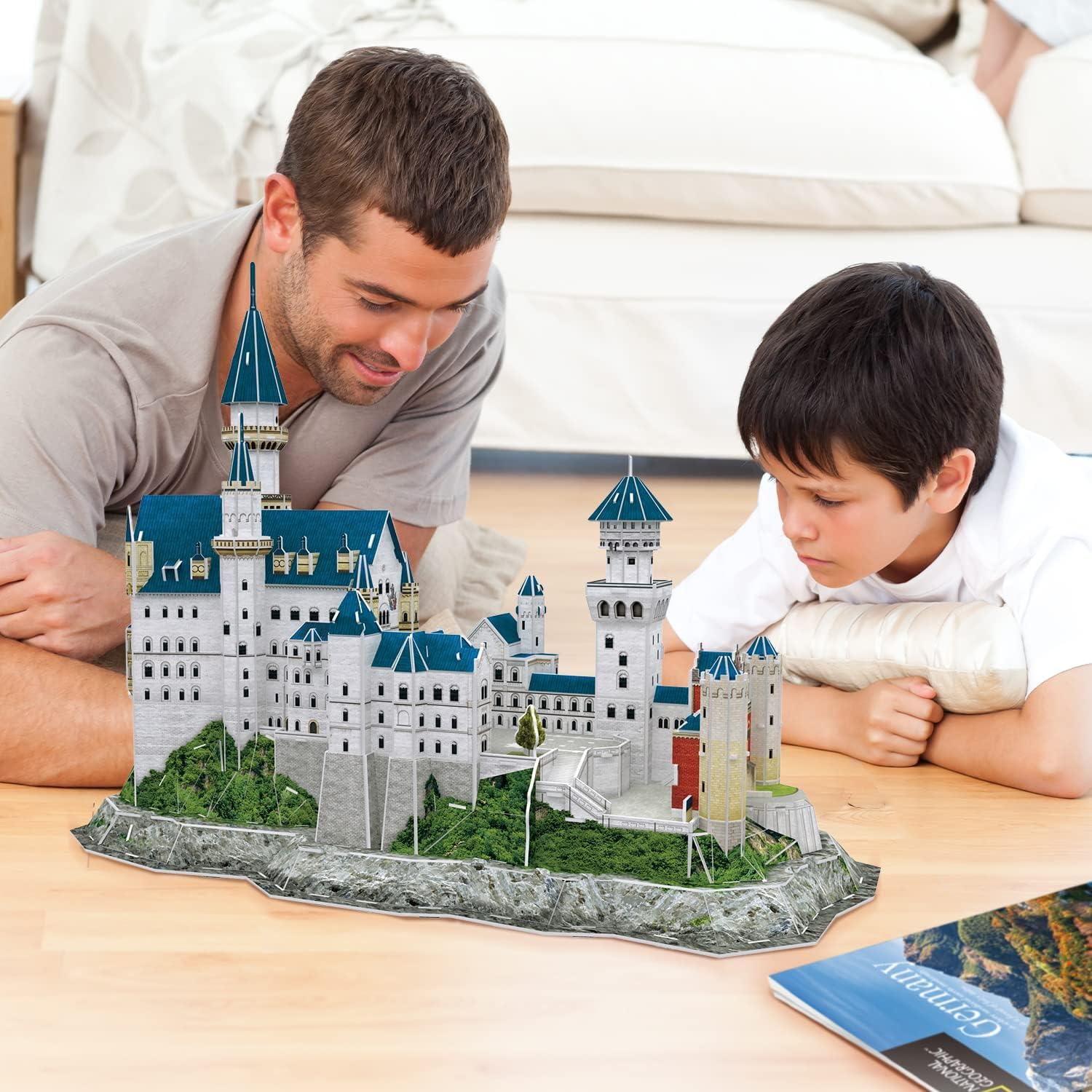 CubicFun National Geographic 3D Puzzle - Neuschwanstein Castle 121 Pcs with a Booklet