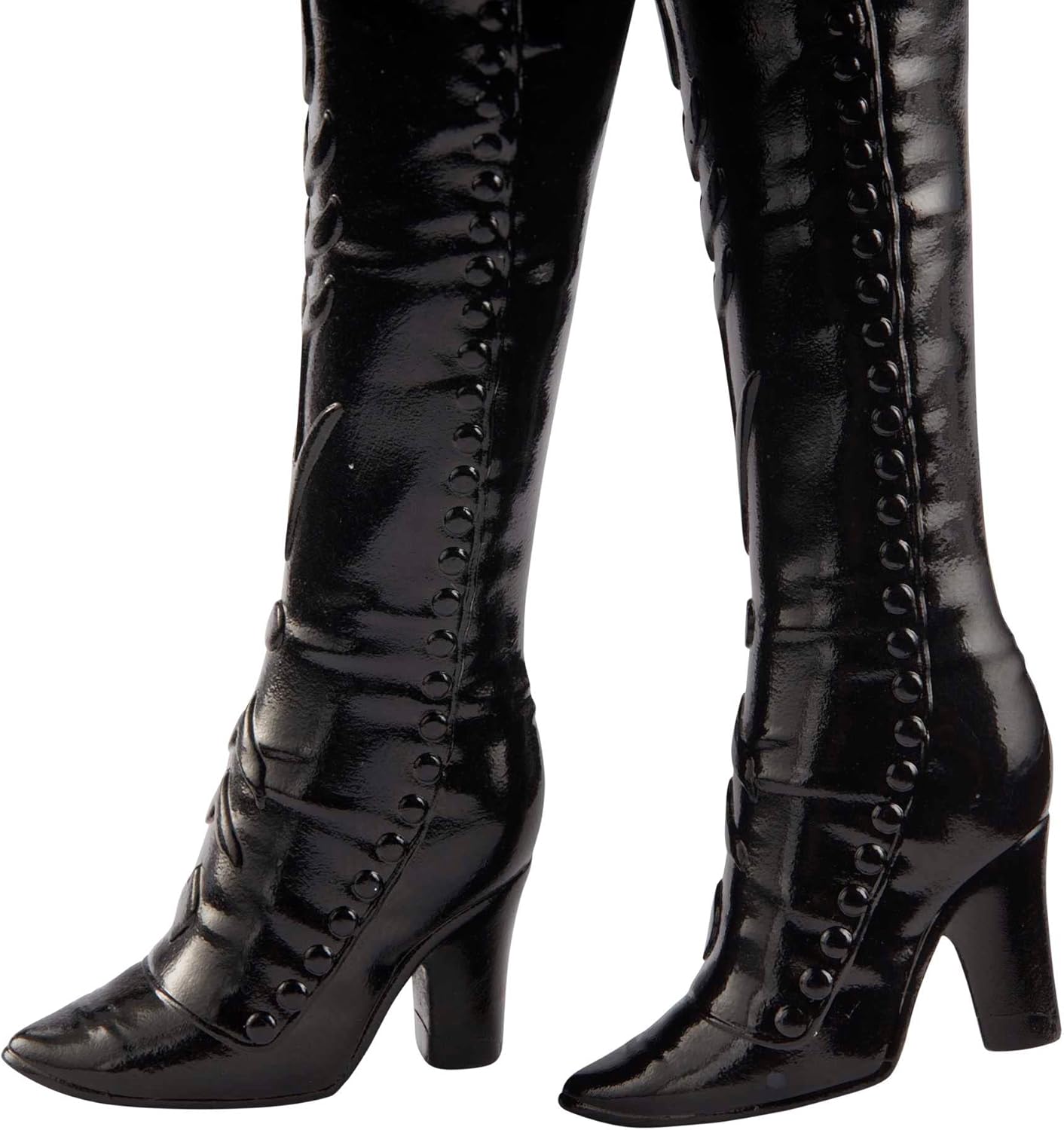 Mattel Disney Frozen Toys, Anna Fashion Doll & Accessory with Signature Look, Inspired by the Frozen 2 Movie