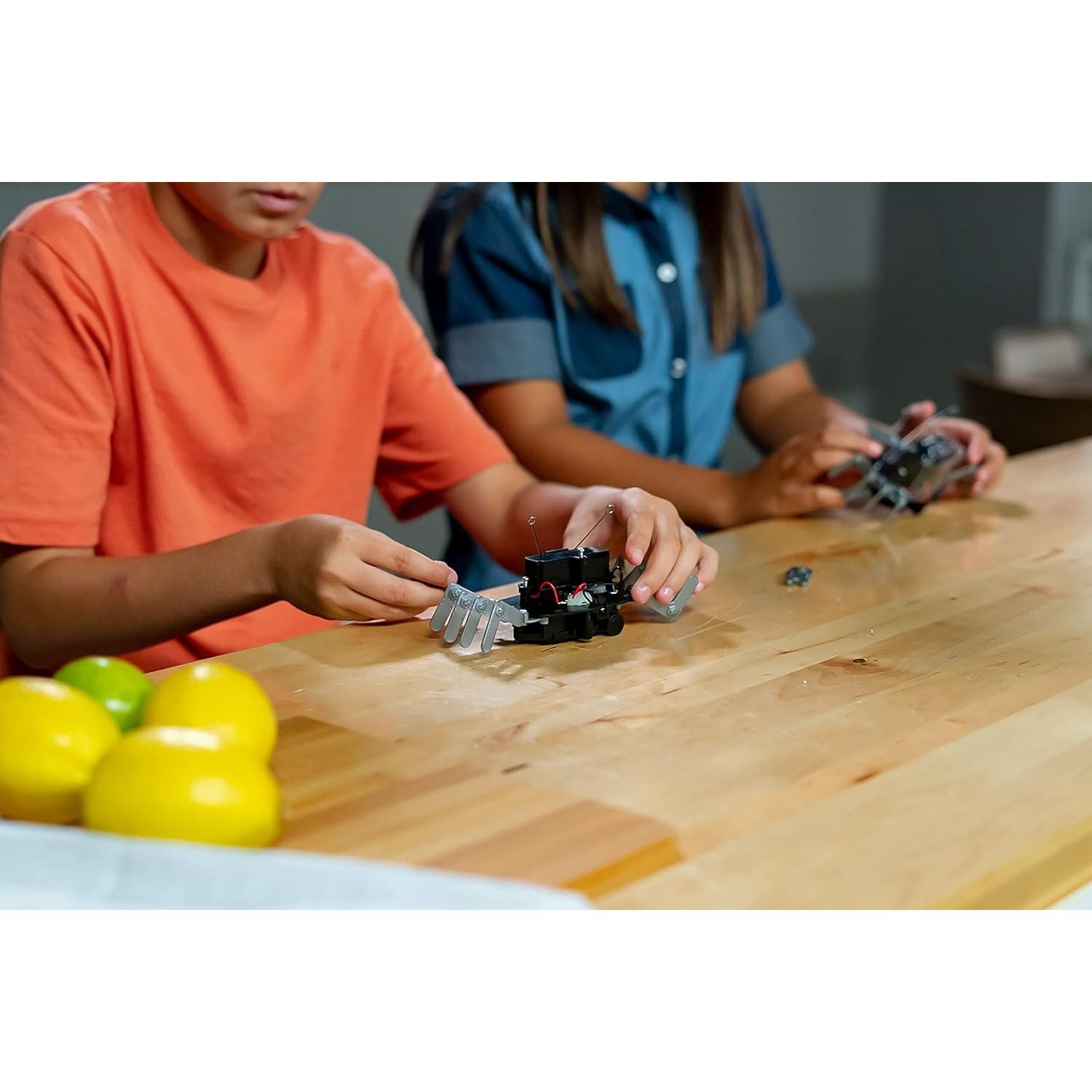 4M- Table Top Robot - DIY Robotics Stem Toys, Engineering Edge Detector Gift