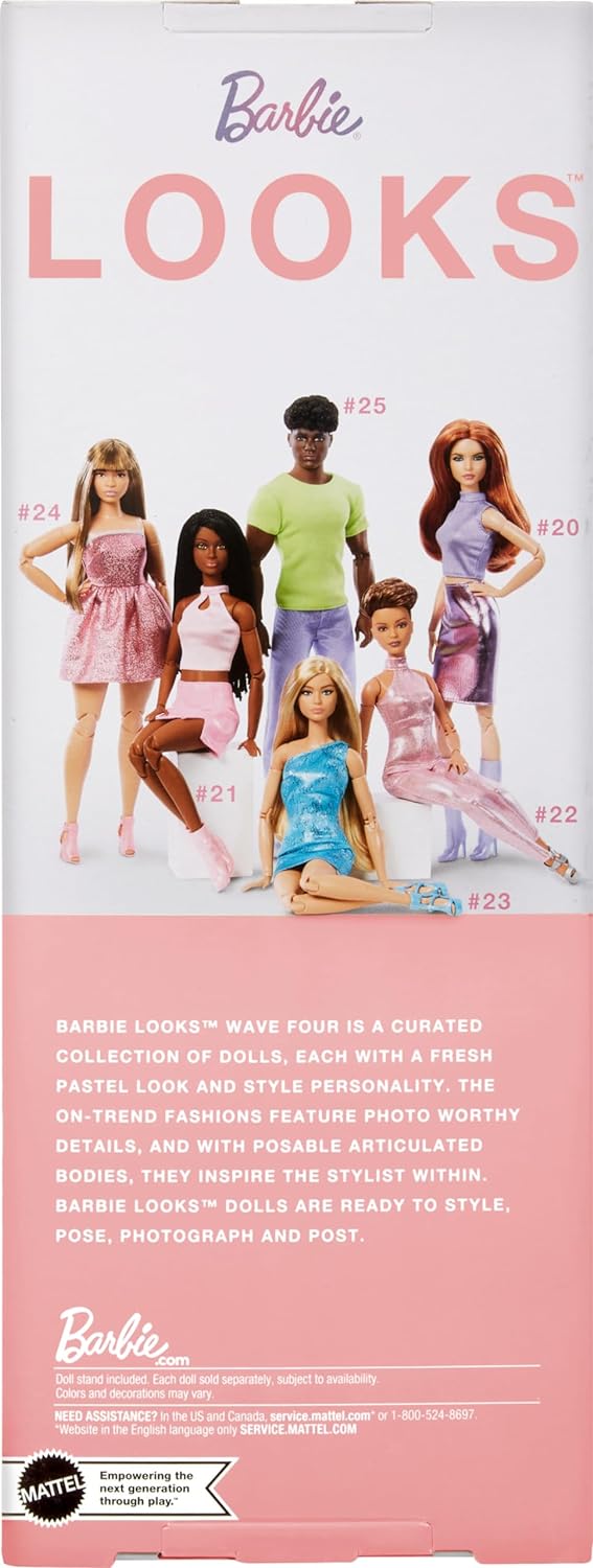 دمية Barbie Looks، رقم 22 القابلة للتجميع مع قصة بيكسي وأزياء Y2K الحديثة، بذلة هالتر وردية مطرزة بكعب فضي