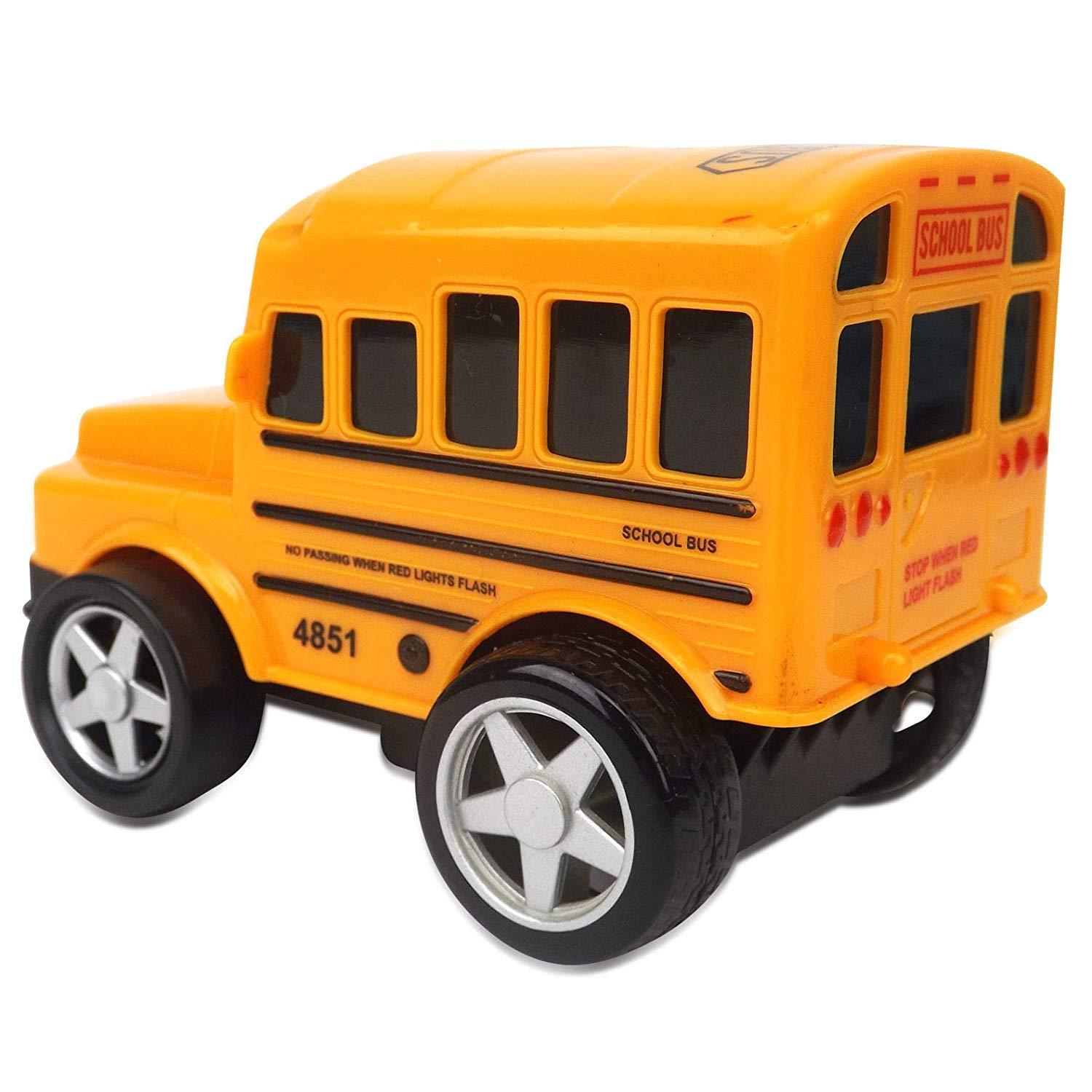 Pioneer Inertia Friction School Bus Scale 1:36 For kids
