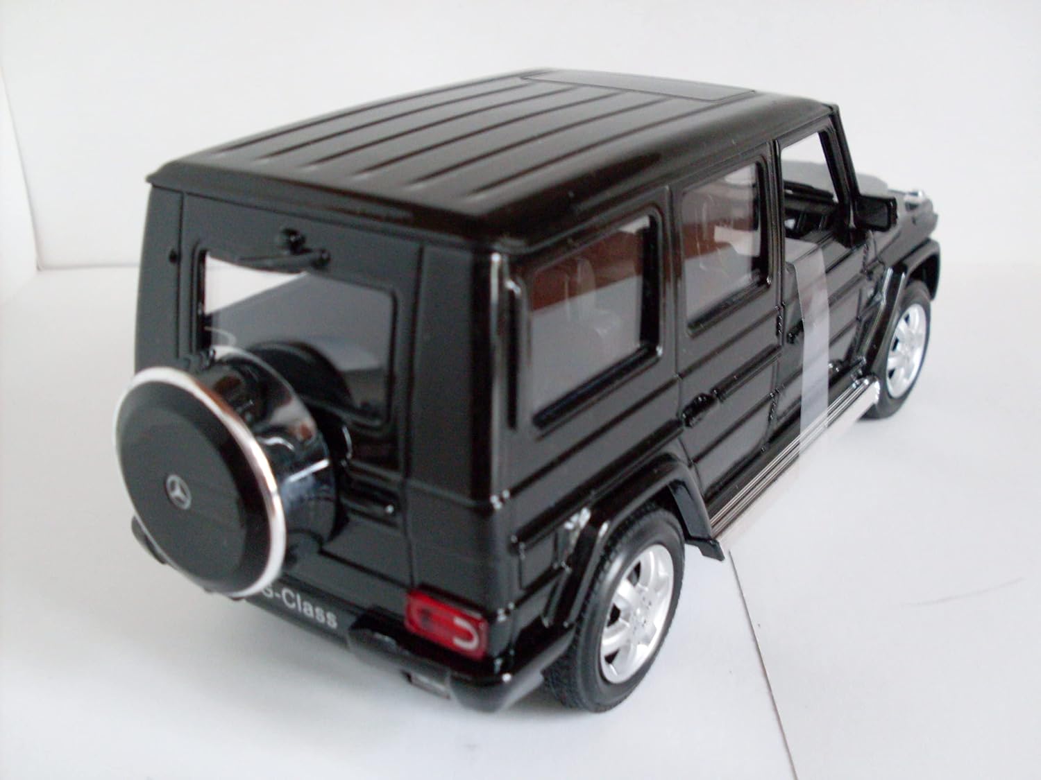 Welly Nex Die-Cast Metal Model Car 1:24- F/W Die Cst Mercedes- Nbenz G-Class Wb Black