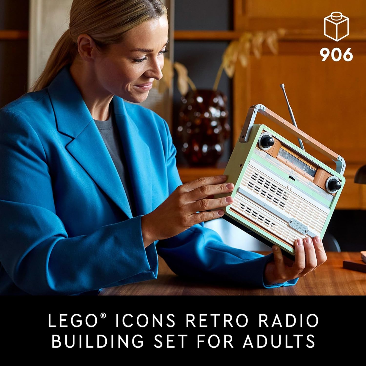 LEGO 10334 Icons Retro Radio Building Set for Adults - Home Decor for Bedroom or Desk for Vintage Aesthetic with Sound Effects & Smart Phone Integration