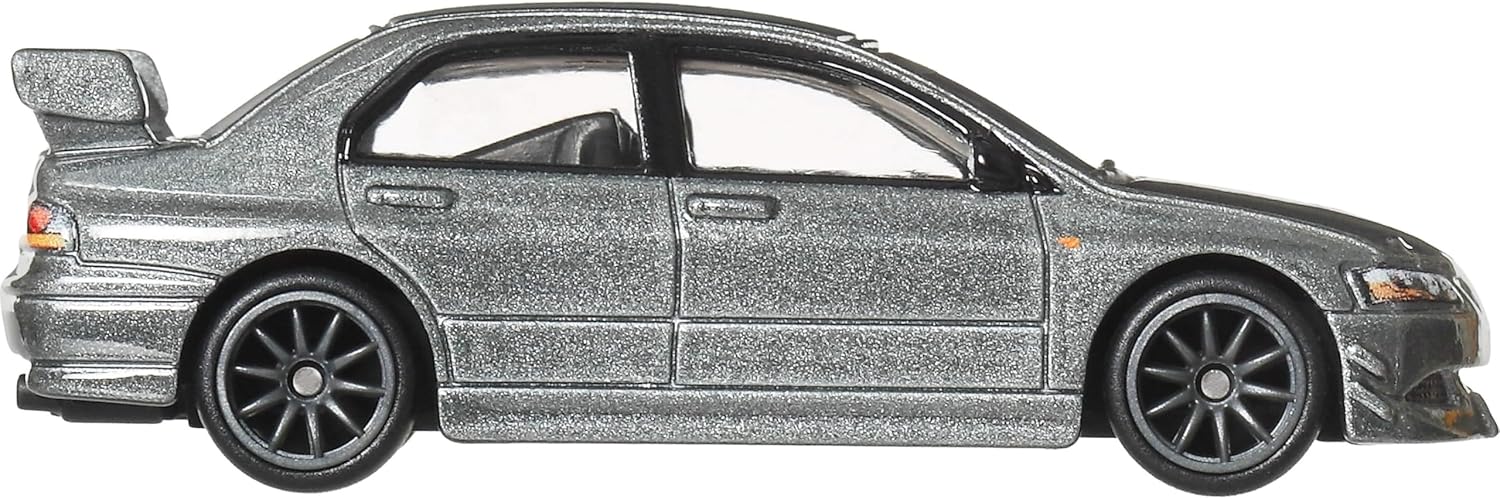 Hot Wheels Premium Car Culture Collectible Toy Car, 1:64 Scale Die-Cast Mitsubishi Lancer Evolution IX