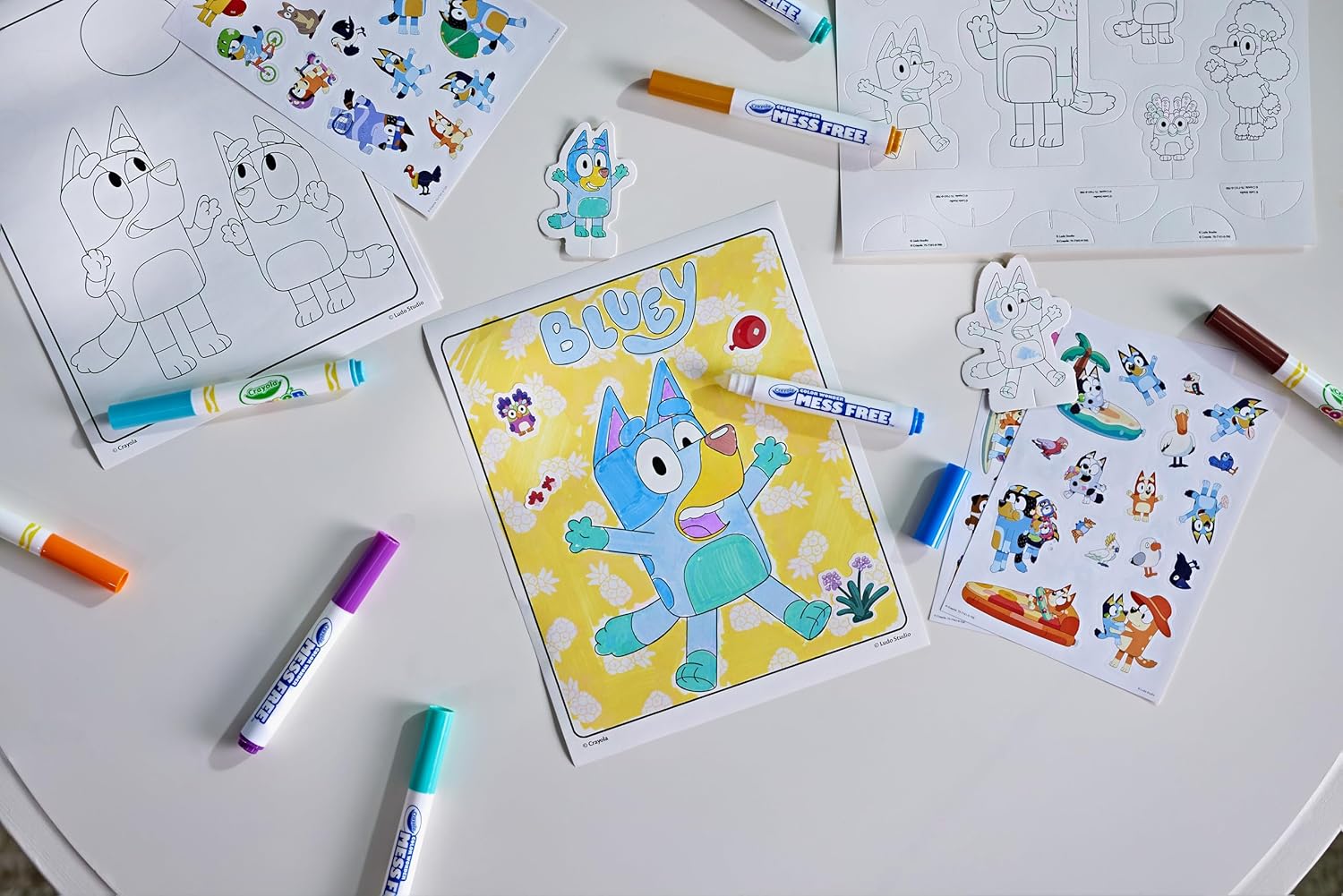 مجموعة أنشطة كرايولا كولور وندر بلوي | متعة تلوين خالية من الفوضى | تتضمن أكثر من 40 قطعة