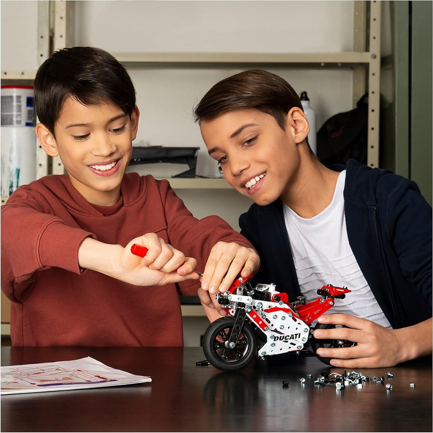 Meccano – Ducati Desmosedici GP S.T.E.A.M Building Kit with Coil-spring Suspension, for Ages 10 and Up