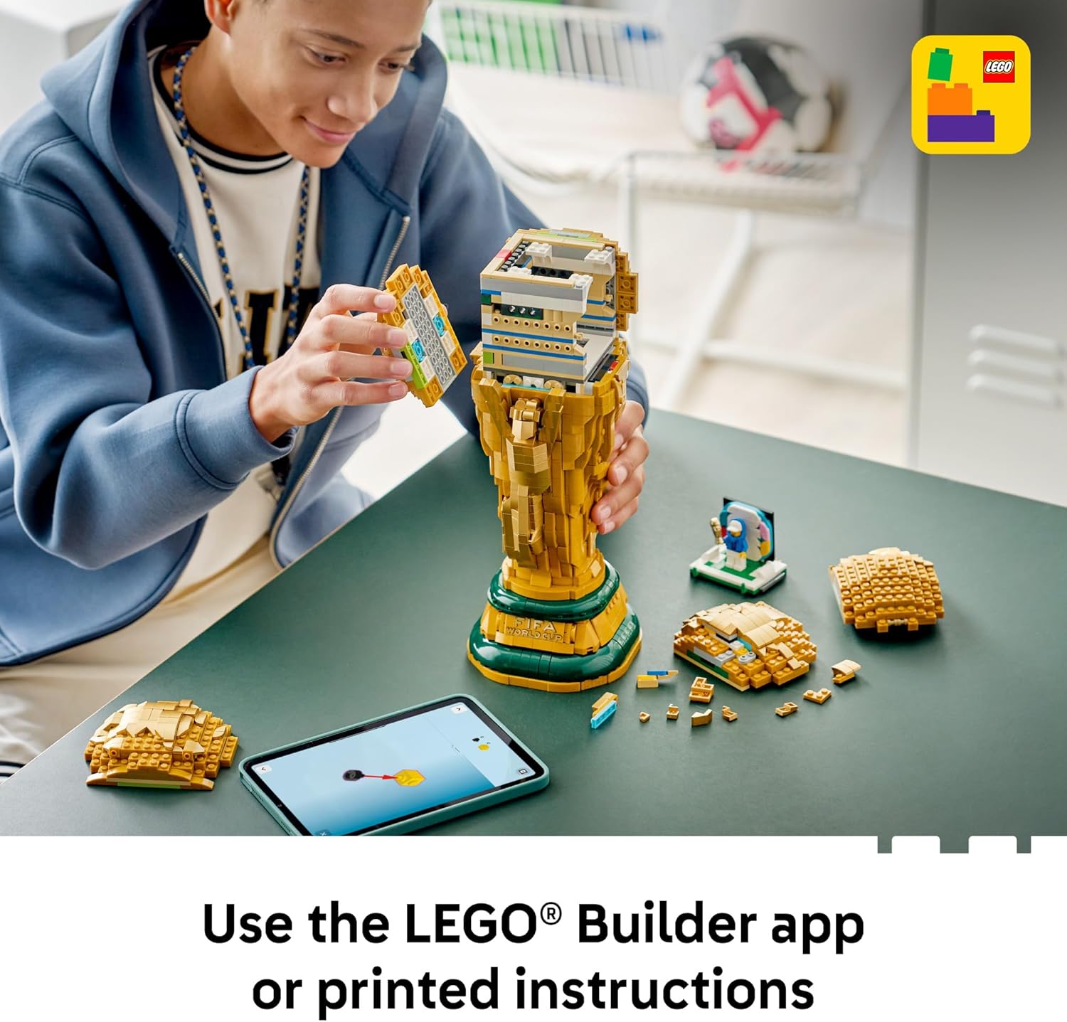 LEGO Editions FIFA World Cup Official Trophy Building Set - Kit for Display in Bedroom, Home Office, Book Shelf - Soccer Fans Collectible - with World Cup 2026 Minifigure 43020