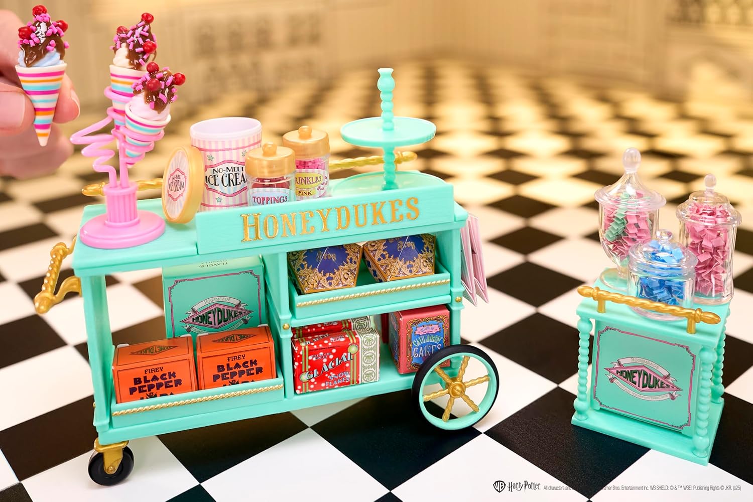 MGA's Miniverse Make It Mini Honeydukes Trolley Harry Potter Mini Collectibles, 50+ Pieces, DIY, Resin Play, Replica Food, NOT Edible, Collectors, 8+