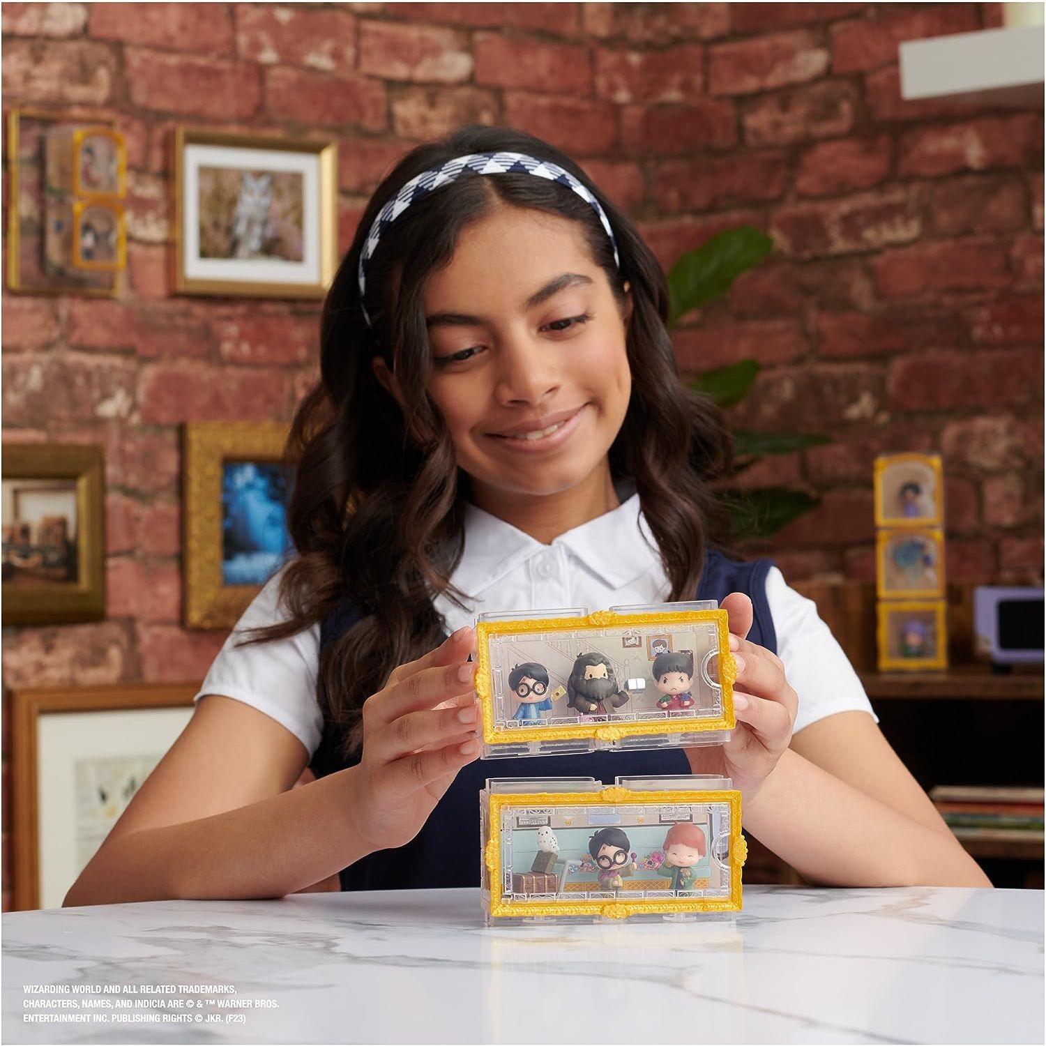 Wizarding World Harry Potter, Micro Magical Moments Figures Set with Exclusive Harry, Ron, Hedwig & Display Case