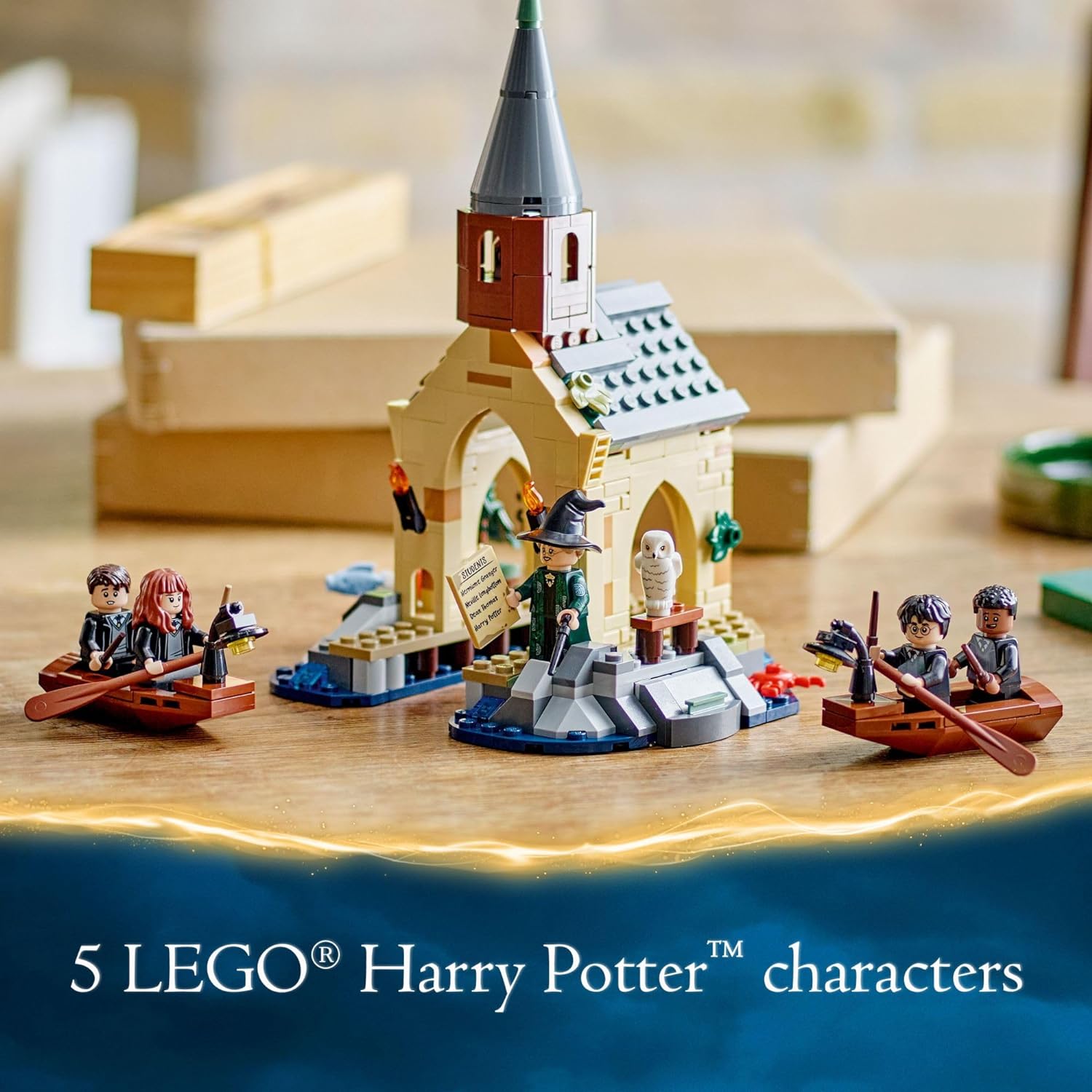 ليجو 76426 هاري بوتر هوجورتس كاسل بوت هاوس، لعبة هاري بوتر الخيالية للأولاد والبنات مع قاربين قابلين للبناء و5 شخصيات صغيرة، لعبة القلعة.