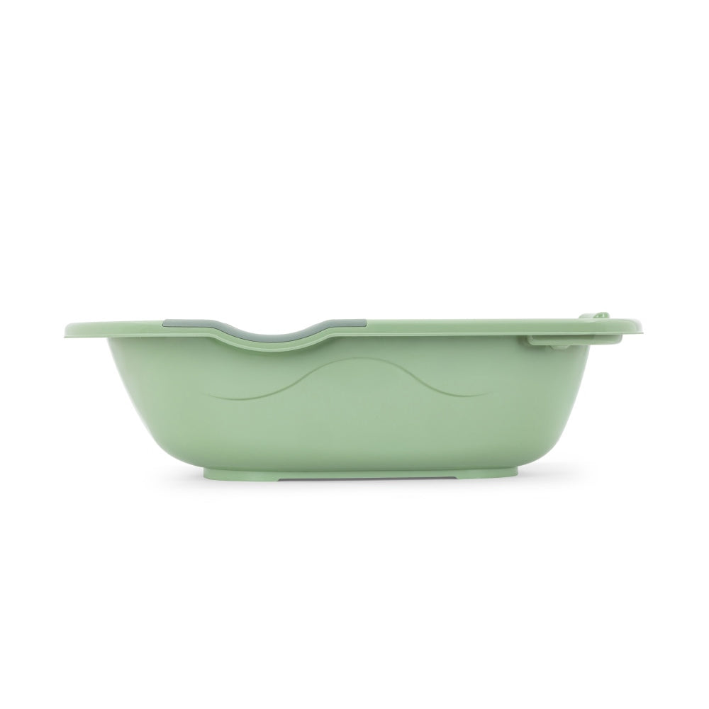 Green baby bathtub 