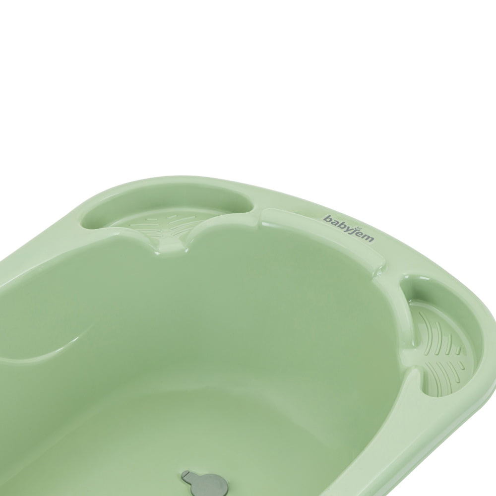 Green baby seat with 'babystyle' branding 