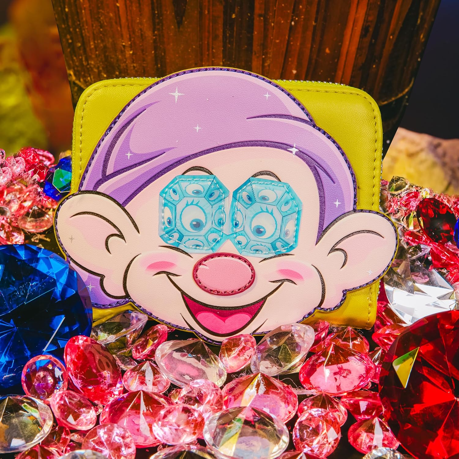 محفظة Loungefly Snow White Diamond Dopey