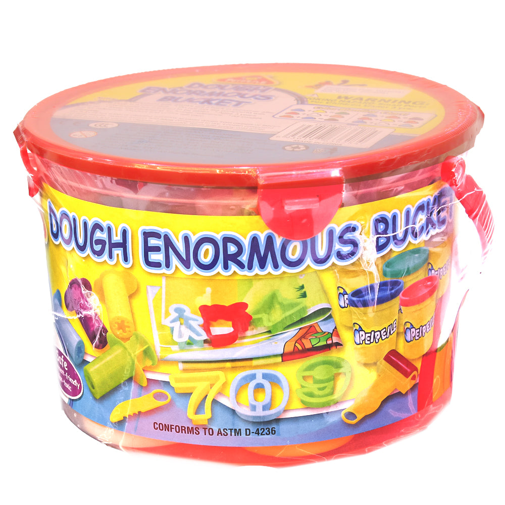 Master Toys Dough Enormous Bucket With Accessories