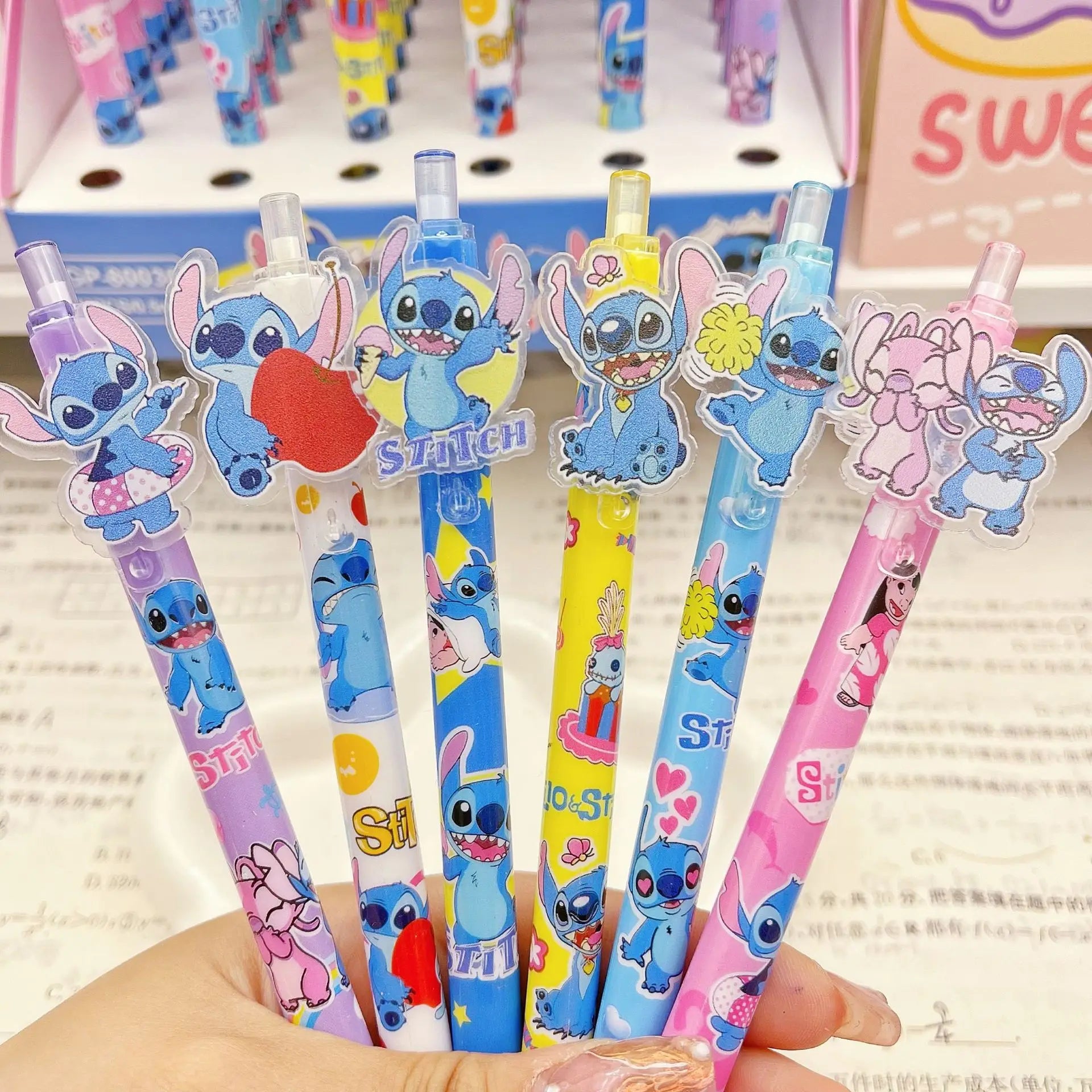 Disney Anime Lilo & Stitch Pens Cartoon Stitch Signature Pen Size 0.5mm - Colors May Vary