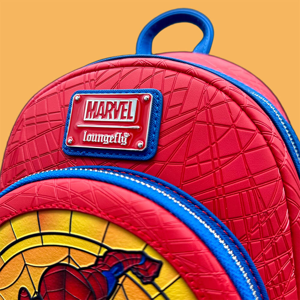 حقيبة ظهر صغيرة من الزجاج الملون من Funko Loungefly Super Heroes: Marvel Spider-man