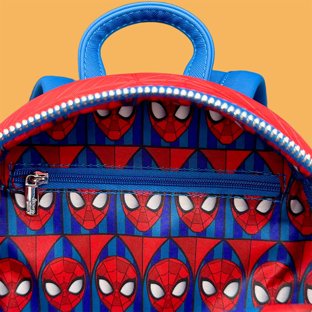 حقيبة ظهر صغيرة من الزجاج الملون من Funko Loungefly Super Heroes: Marvel Spider-man