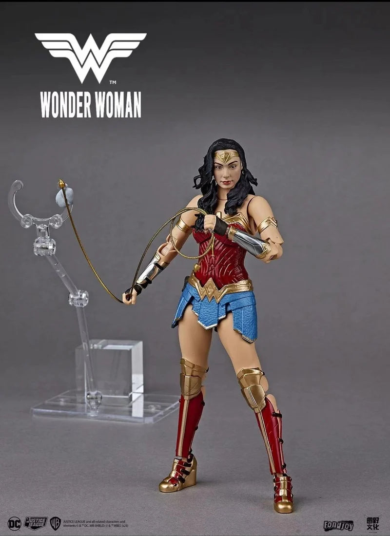 Fondjoy Super Heroes: DC - Justice League - Wonder Woman Scale 1:9