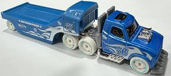 Hot Wheels Track Fleet - Semi Rodger Dodger
