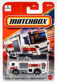 MatchBox Die Cast 1:64 Scale Vehicle - 2021 Scania XT Fire Truck / Camion De Pompiers