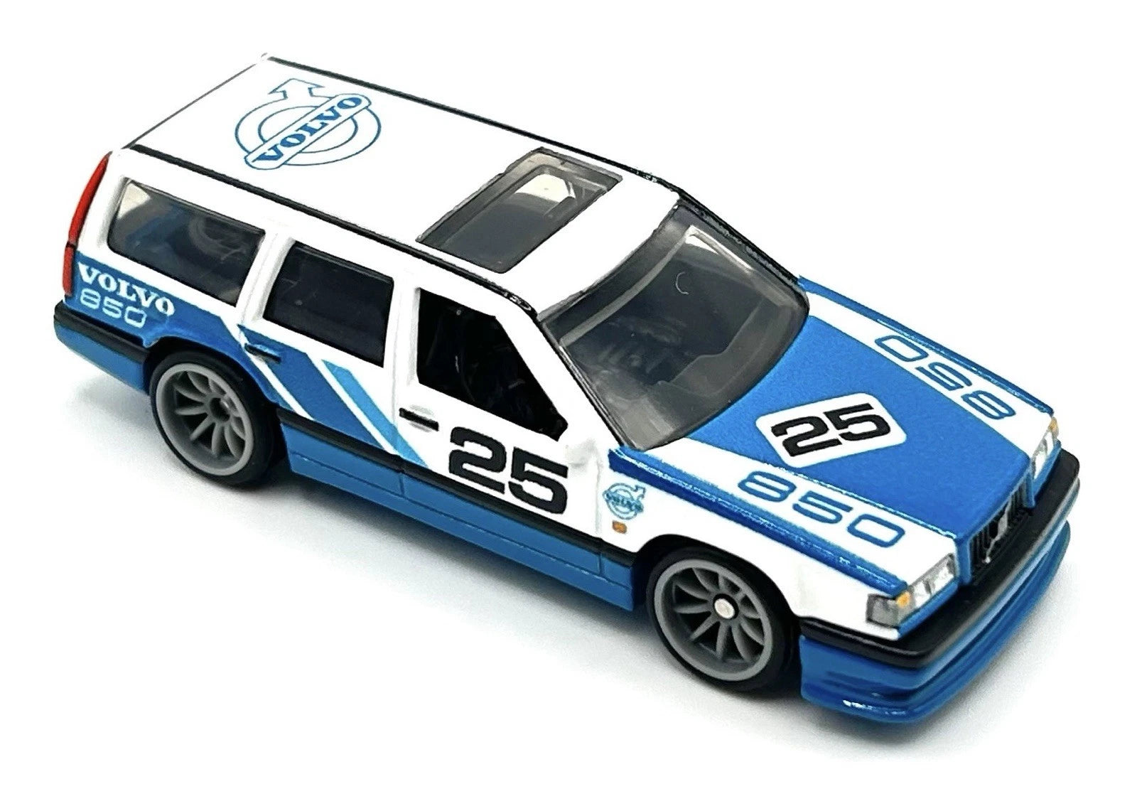 Hot Wheels Car Culture Fast Wagons - Volvo 850 Estate