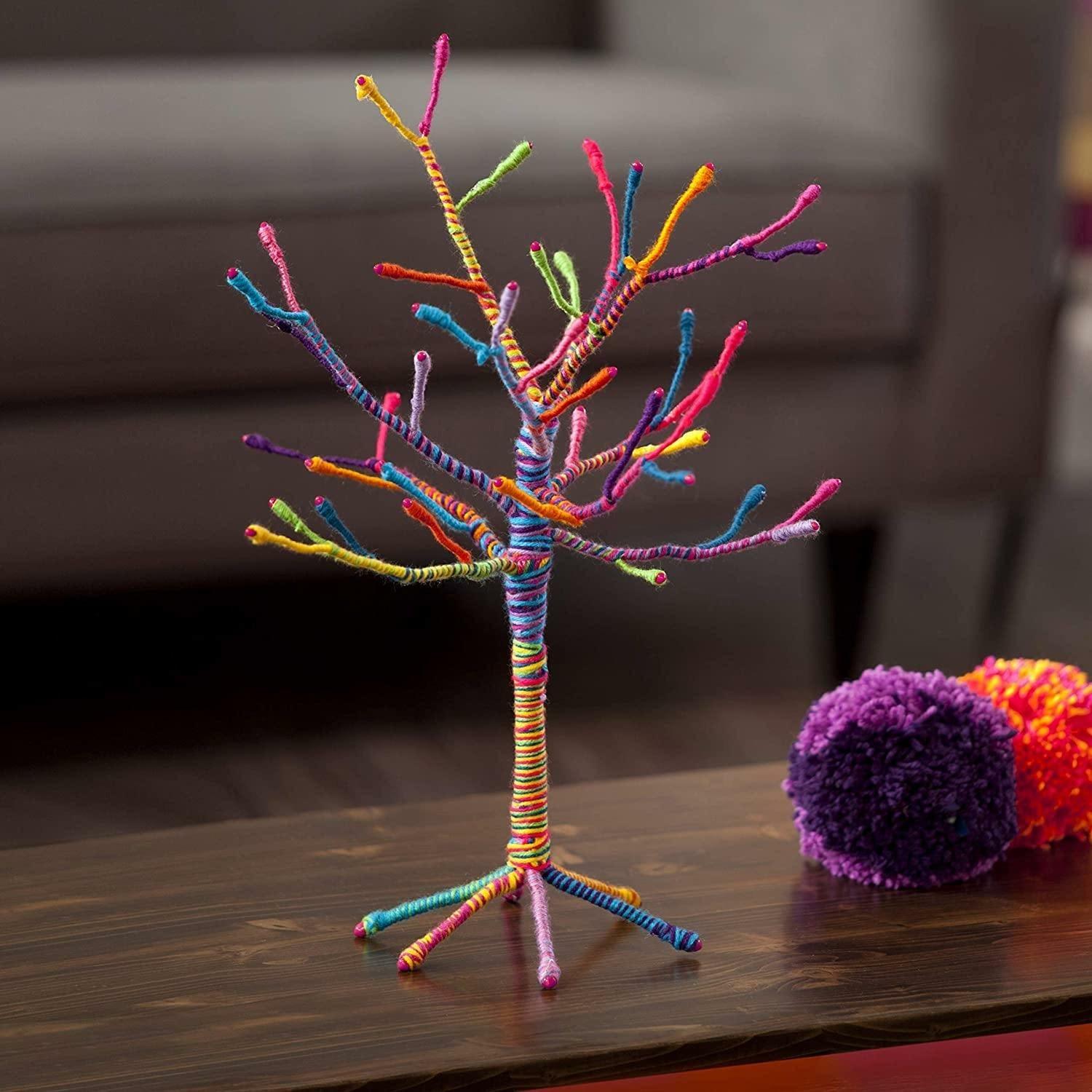 Craft Tastic Yarn Tree Kit - BumbleToys - 8-13 Years, Eagle Plus, Girls, Make & Create