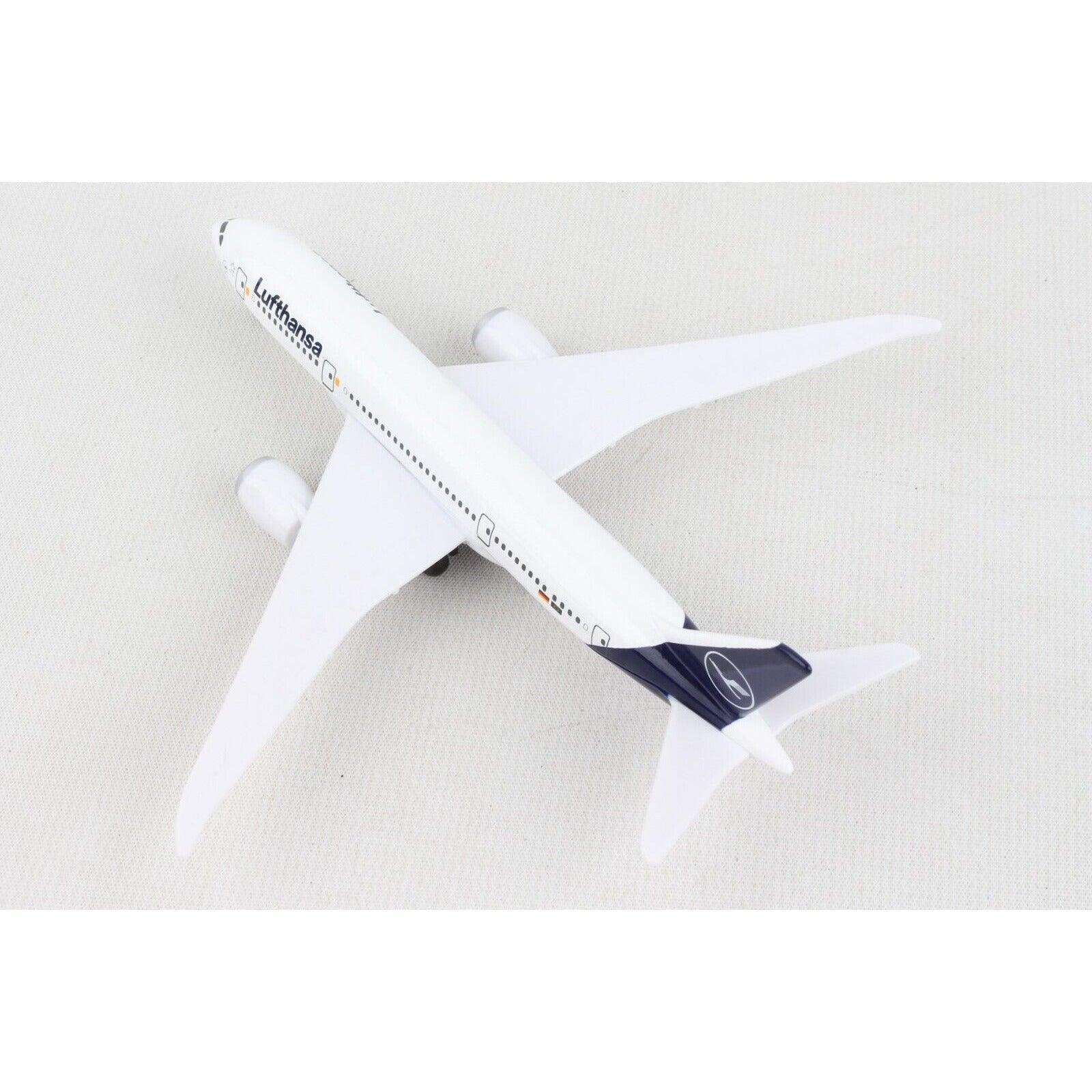 Daron Planes Lufthansa 787 Single Plane RT4136 - BumbleToys - 6+ Years, Boys, Diec cast, EXO, Flying, Girls, Pre-Order