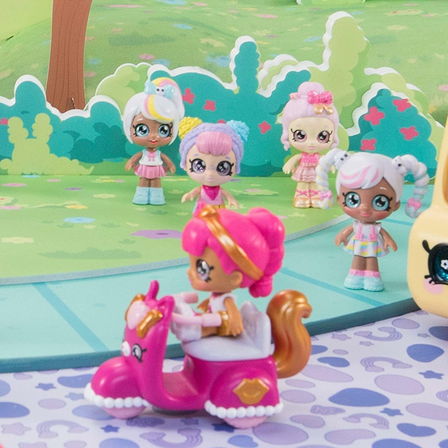 Kindi Kids Minis - Lippy Lulu's Scooter - Collectible Vehicle and Posable Bobble Head Figurine - BumbleToys - 5-7 Years, Fashion Dolls & Accessories, Girls, Kindi Kids, Scooter